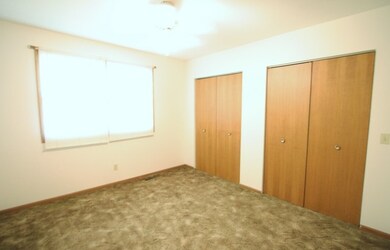 1314 Deerpath Dr, Morris, IL 60450 - photo 5