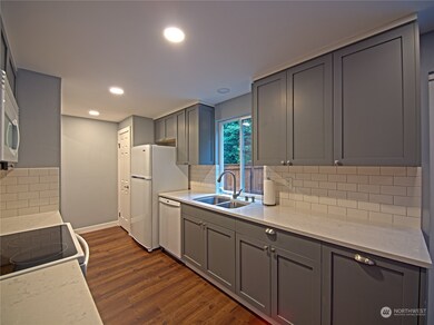 6303 52nd Ave W, University Place, WA 98467 - photo 5