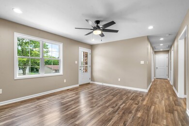 113 Gilkey Dr, Hopkinsville, KY 42240 - photo 5