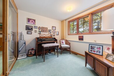 104 W Adams St, Elmhurst, IL 60126 - photo 3