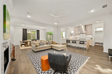 1703 Maravilla Dr, Houston, TX 77055 - photo 7