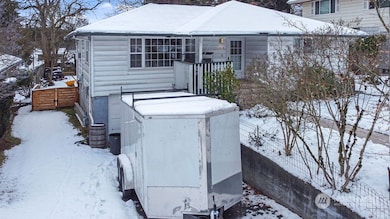 1312 Ballew Ave, Everett, WA 98203 - photo 4