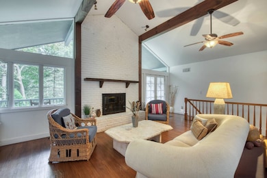 1 Abigails Path, East Hampton, NY 11937 - photo 5