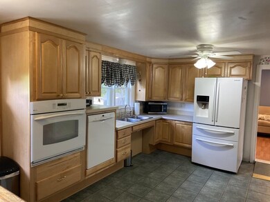 61 Edgemere Rd, Lynn, MA 01904 - photo 5