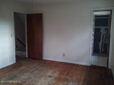 7810 Altama Rd, Jacksonville, FL 32216 - photo 5