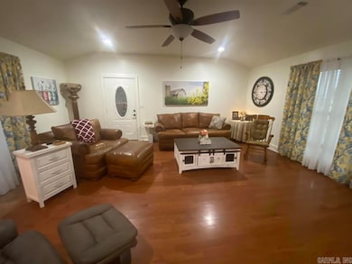 11258 Maple Grove Ln, Trumann, AR 72472 - photo 5