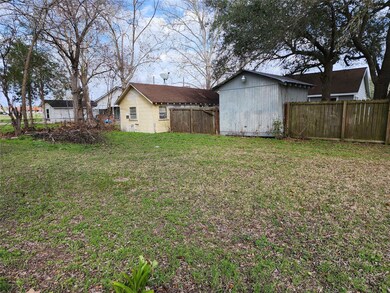 2220 Norvell Ave, Bay City, TX 77414 - photo 5