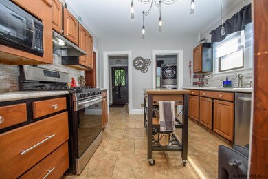 705 Washington Ave, Albany, NY 12206 - photo 7