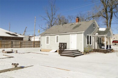 1513 Ozark St, Rolla, MO 65401 - photo 2