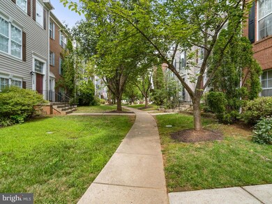 21100 Camomile Ct, Germantown, MD 20876 - photo 4