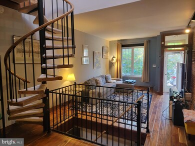 920 W 38th St, Baltimore, MD 21211 - photo 3