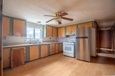 520 Ridge Rd, Middleton, NH 03887 - photo 7