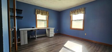07. First Floor Office