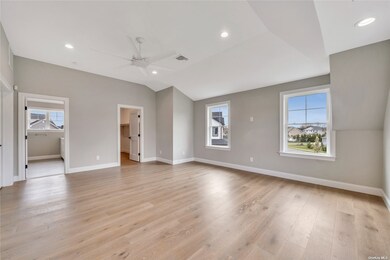 13 Sycamore Place, Smithtown, NY 11787 - photo 3