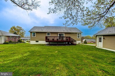 489 Macoby St, Pennsburg, PA 18073 - photo 7