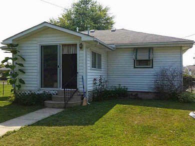 219 2nd St, Tipton, IN 46072 - photo 2