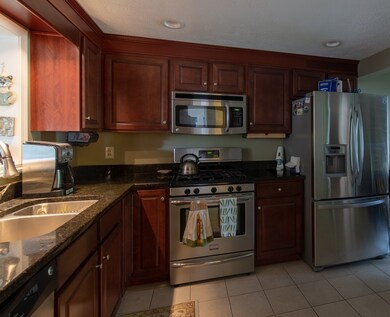 371 Winding Pond Rd unit 371, Londonderry, NH 03053 - photo 3