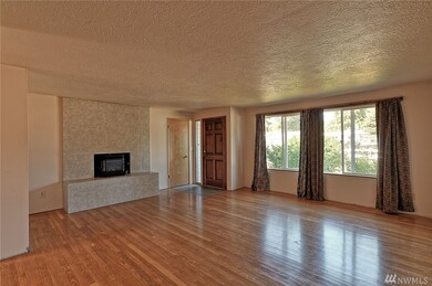 10919 1st Dr SE, Everett, WA 98208 - photo 2