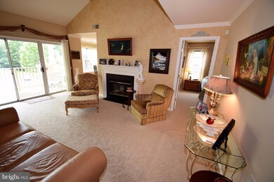 135 Timberbrook Ln unit 301, Gaithersburg, MD 20878 - photo 5