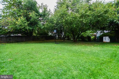 8802 Orbit Ln, Lanham, MD 20706 - photo 6