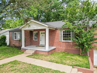 1204 Rolling Fields Dr, Columbia, TN 38401 - photo 2