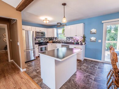 Open Floor Plan - Great Room Ranch with Divided Be