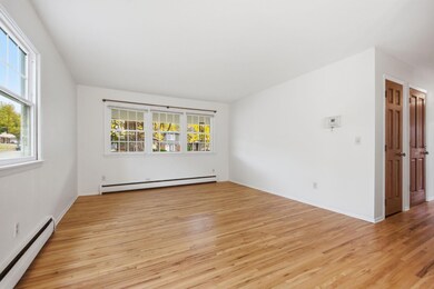 1439 Mcafee St, Saint Paul, MN 55106 - photo 5