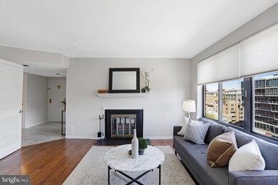 3 Washington Cir NW unit 1003, Washington, DC 20037 - photo 5