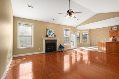 1802 Mustang St, Bentonville, AR 72712 - photo 5