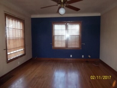 926 Byron Ave, Waterloo, IA 50702 - photo 3