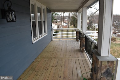 334 Stafford Dr unit B, Catonsville, MD 21228 - photo 4