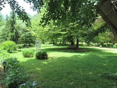 712 Shady Ln, Freeburg, IL 62243 - photo 4