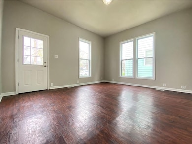 1122 23rd St, Des Moines, IA 50311 - photo 7