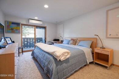 villa_cortina_120_interior_bed01