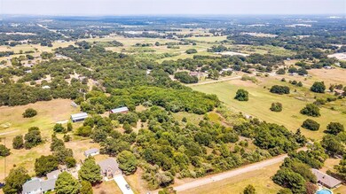 5537 Meadow Dr, Joshua, TX 76058 - photo 2