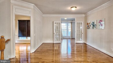 9257 Laurel Ridge Crossing Rd, Lorton, VA 22079 - photo 5