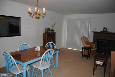 11185 Elwyn Ct, Fredericksburg, VA 22407 - photo 3