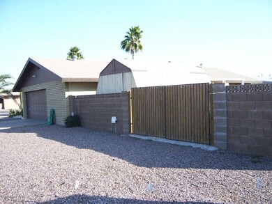 RV Gate and Garage