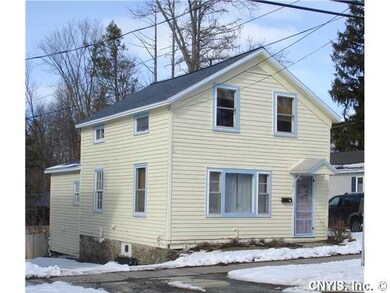 Exterior Front Adorable cottage in Caz Village is 