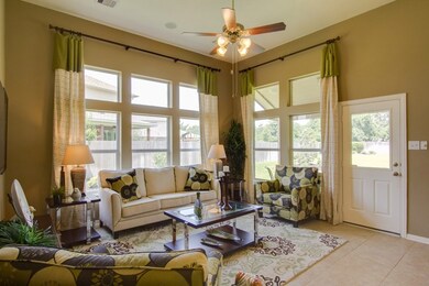 11707 Petal Falls Ln, Tomball, TX 77377 - photo 6