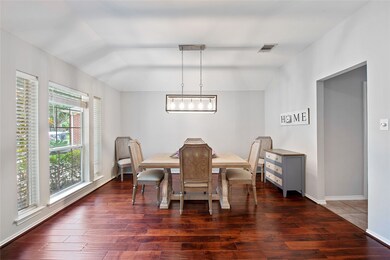 2302 Barton River Ct, Richmond, TX 77469 - photo 6