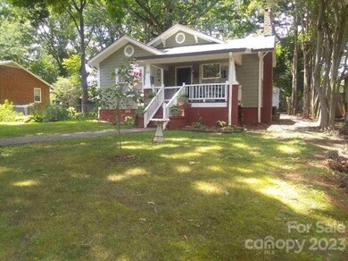 819 Wood St, Statesville, NC 28677 - photo 4