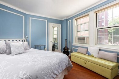 Warwick Condos unit 242, Brookline, MA 02446 - photo 6