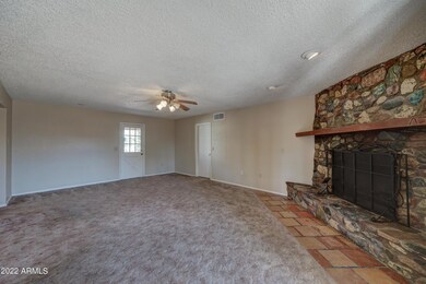 1871 N Warner Dr-5