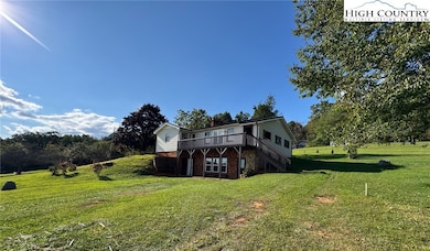 171 Wilcox Dr, Crumpler, NC 28617 - photo 2