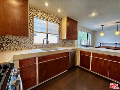 805 N West Knoll Dr unit 1, West Hollywood, CA 90069 - photo 7