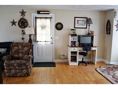 36 Cameron Ct, Warwick, RI 02886 - photo 7