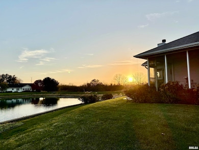 109 Adele Ct, Jacksonville, IL 62650 - photo 5