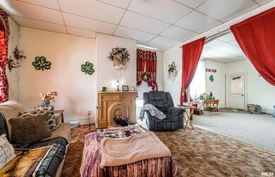 303 Lincoln Ave, Lincoln, IL 62656 - photo 5