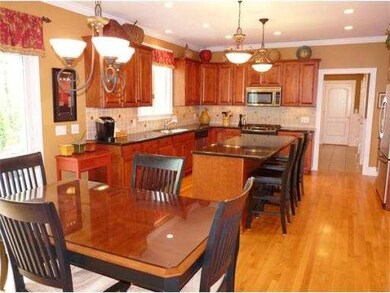 11 Berkshire Dr, Franklin, MA 02038 - photo 2